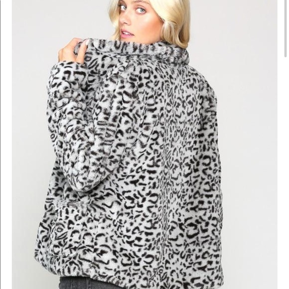 Keep Calm Plush Jacket - Picture 3 of 4